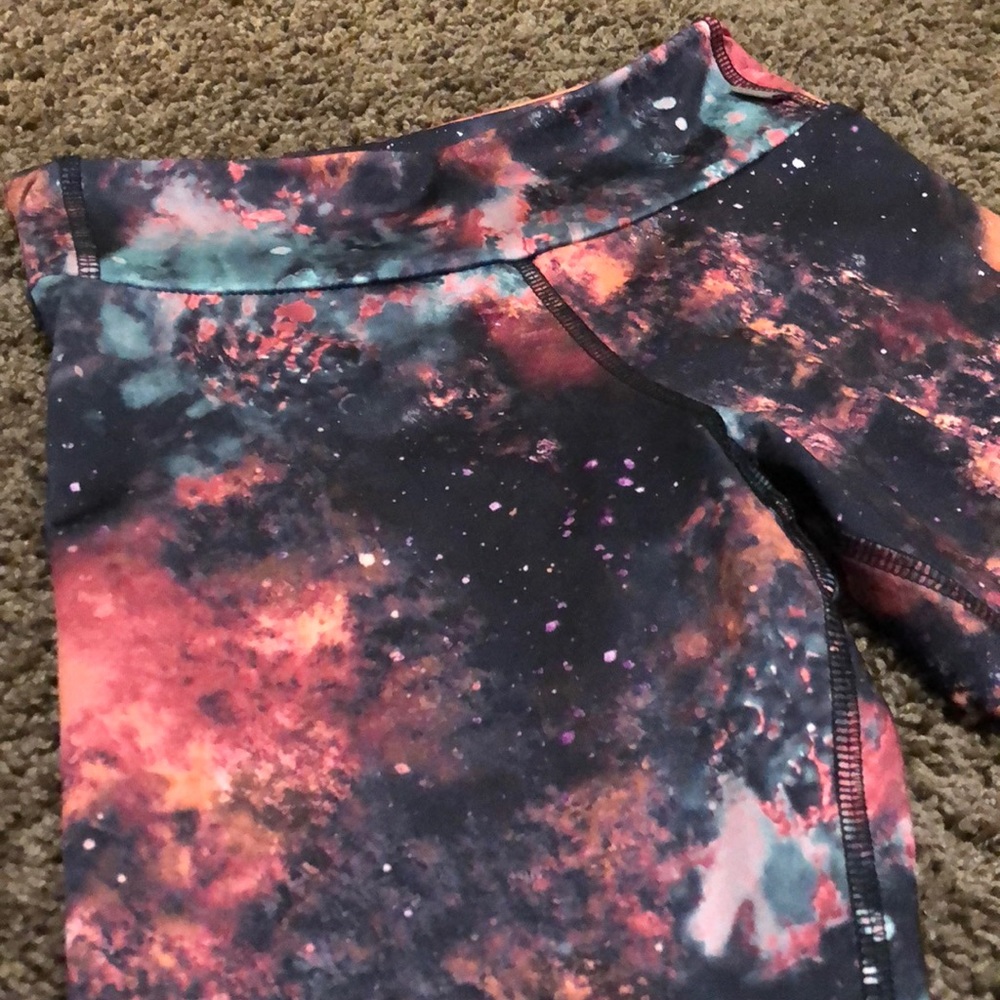 Epic print yoga leggings Capri - Picture 1 of 2